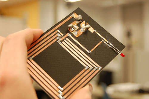 RFID Reader Detector and Tilt Sensitive RFID Tag